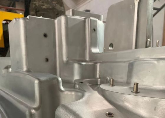 Lldpe 回転成形はダイ カストのカスタマイズされるアルミニウム回転成形の形成の部品を形成する