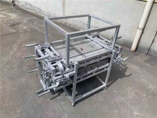 45L燃料タンクA356のアルミニウム回転型は8000-10000の打撃生命を形成する